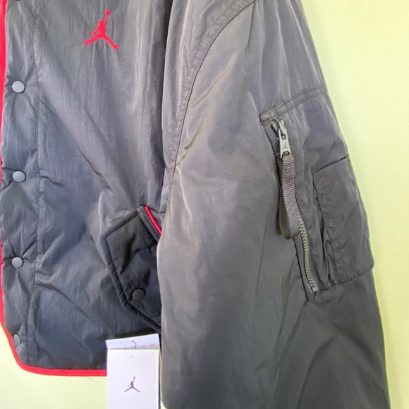 Air Jordan Flight Essentials Womens Reversible Jacket Size Small NWT - Picture 3 of 7